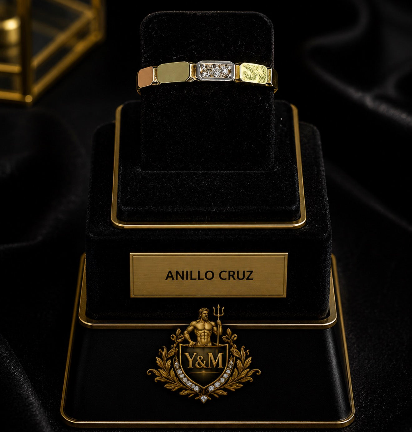 Anillo  con acabado brillantes